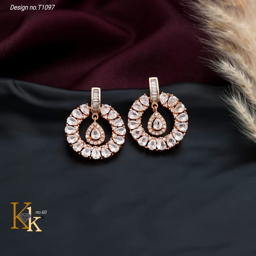 KK EARRINGS - Image 1
