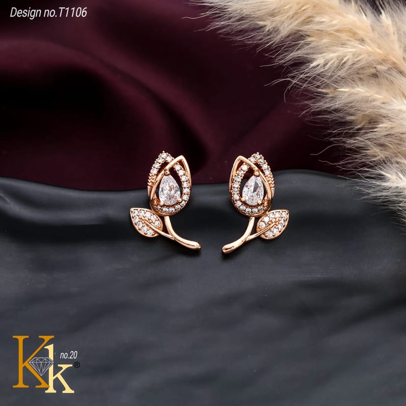 KK EARRINGS - Image 1