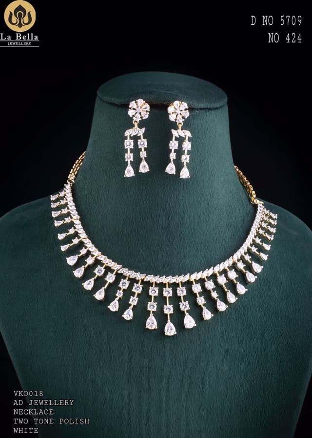 DIAMOND REPLICA NECKLACE SET